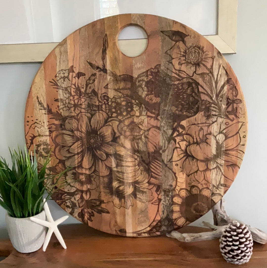 Round Board - Floral *Fully Engraved*