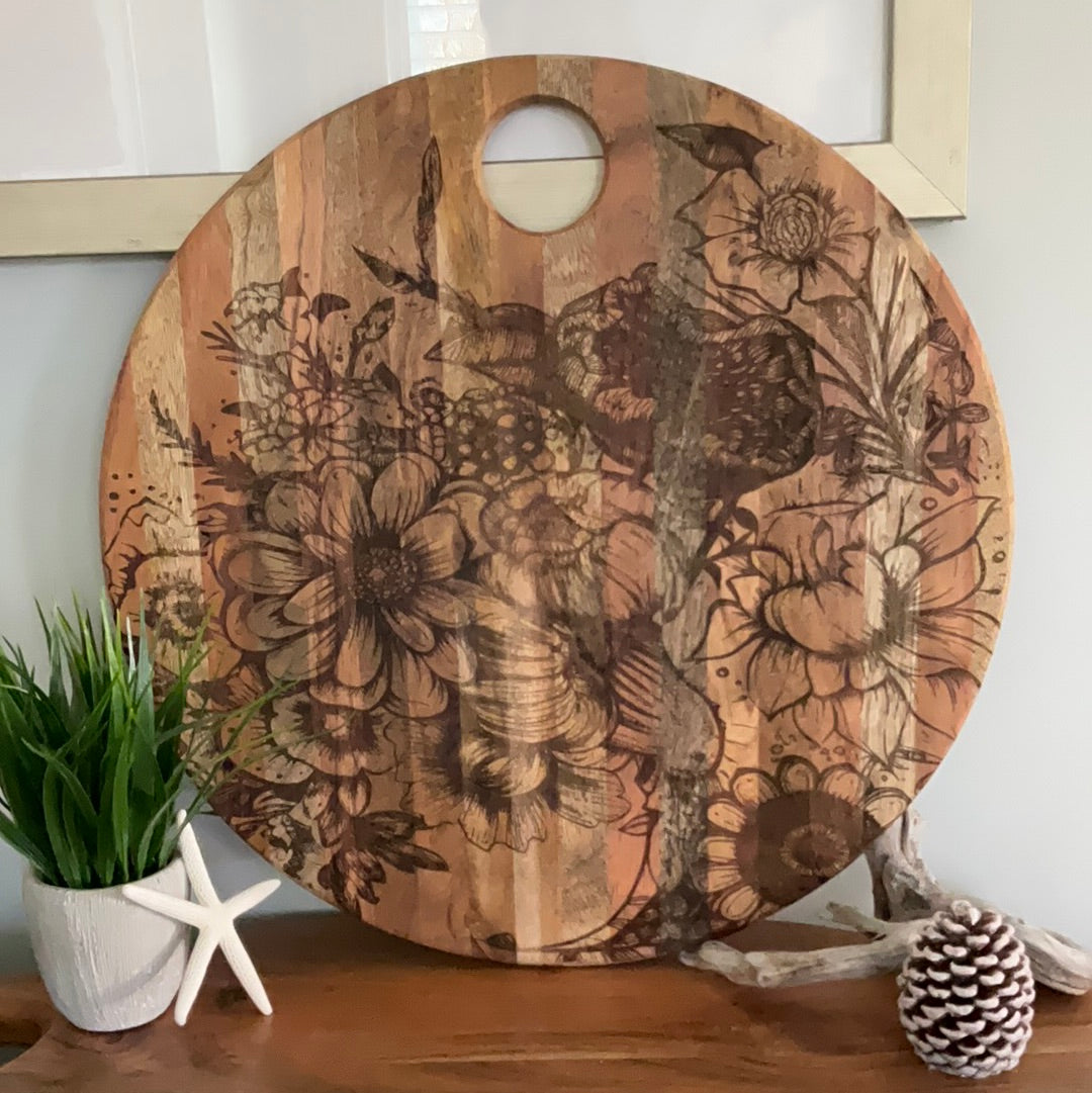 Round Board  - Floral *Fully Engraved*