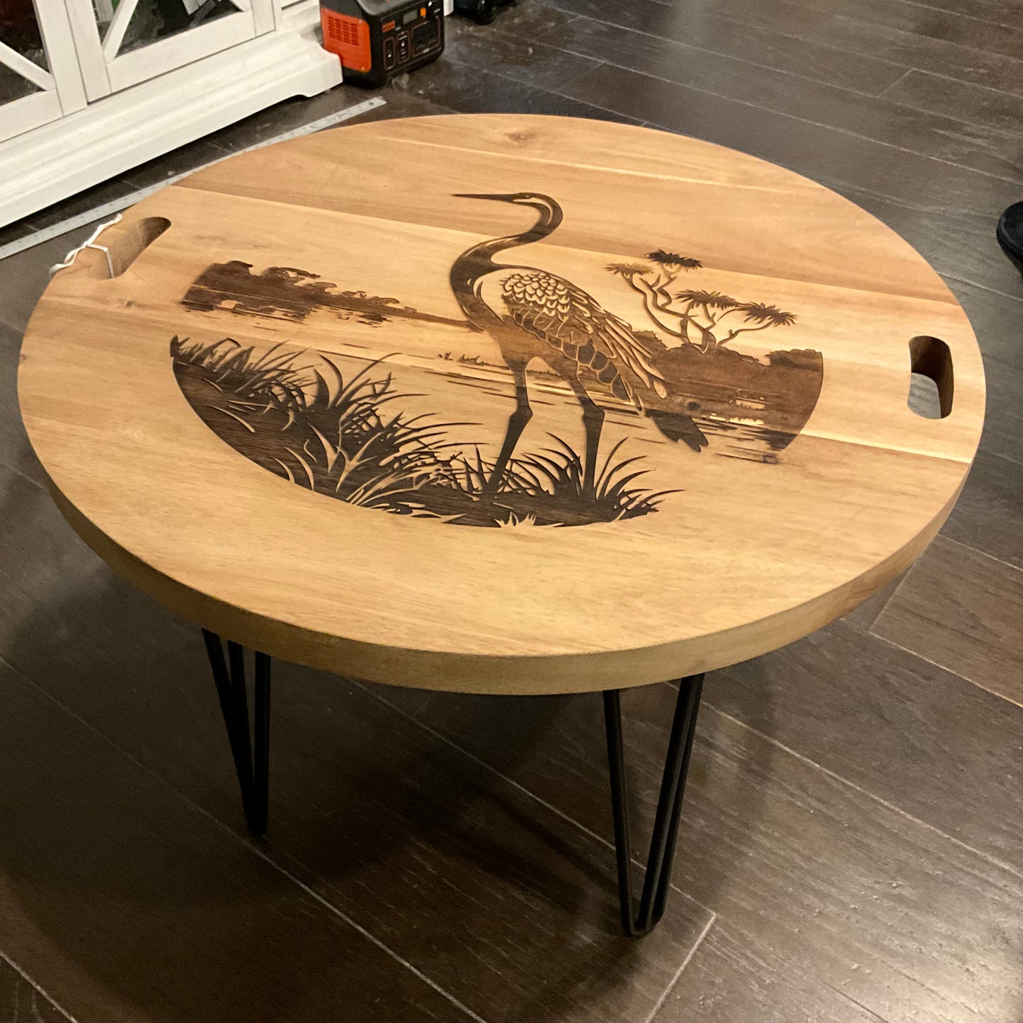 Accent table