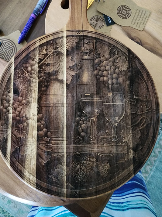 Round Board - Wine Motif *Fully Engraved*